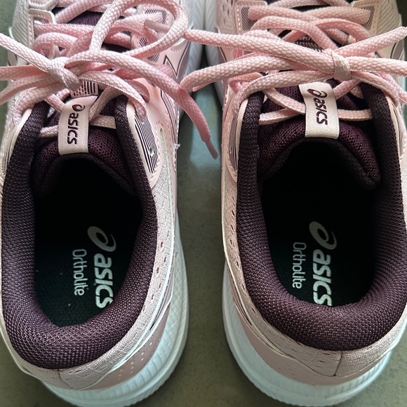 ASICS Women's Gel-Contend 8 Running Shoes in Pink and Burgundy size 8.5 😎 - Picture 4 of 16